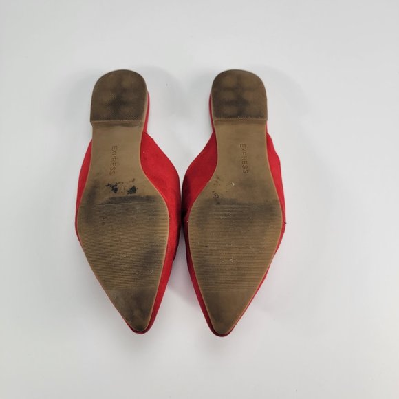 Express Red Slides. Size 7. - Picture 4 of 4